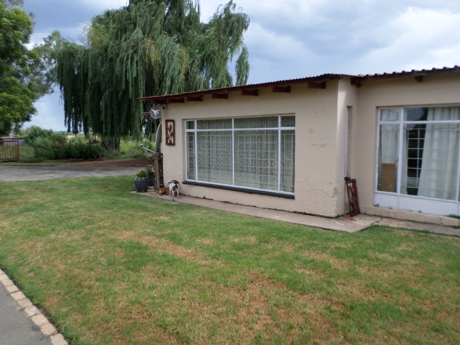8 Bedroom Property for Sale in Ventersdorp North West